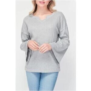 Baea Women's V-Neck Flare Long Sleeve Thermal Top In‎ Grey Large MSRP $78